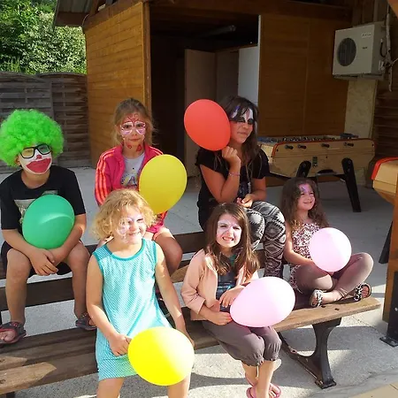 Campsite Camping La Pierre De L'aigle