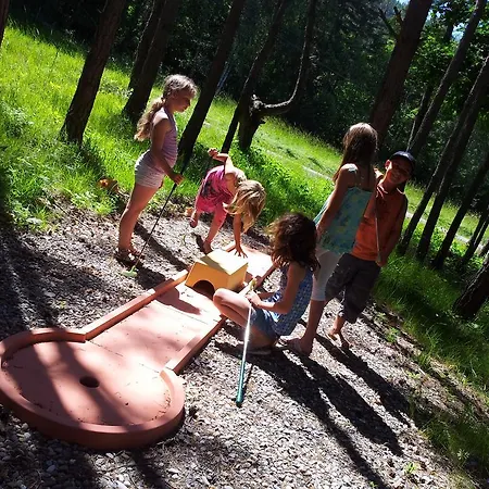 Camping La Pierre De L'aigle La Bréole